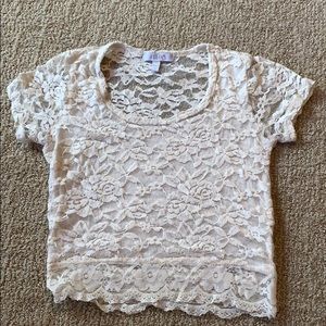 shortsleeve lace crop top